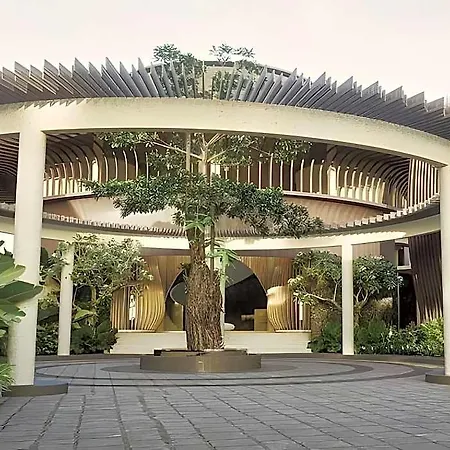 Quenzo Beach Resort
